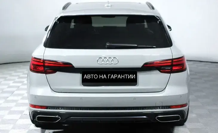 Audi A4 - Фото 2