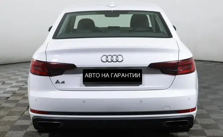 Audi A4 - Фото 1