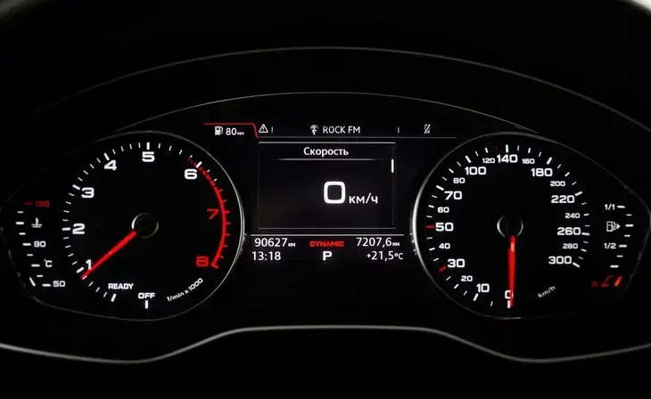 Audi A4 - Фото 11