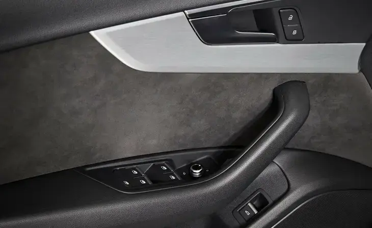 Audi A4 - Фото 5