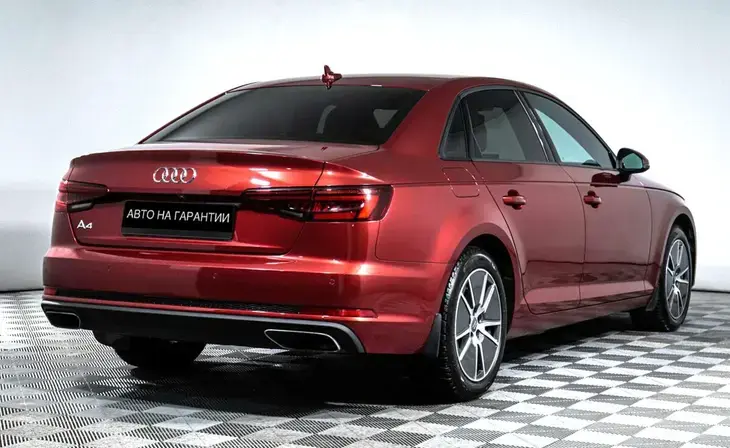 Audi A4 - Фото 4