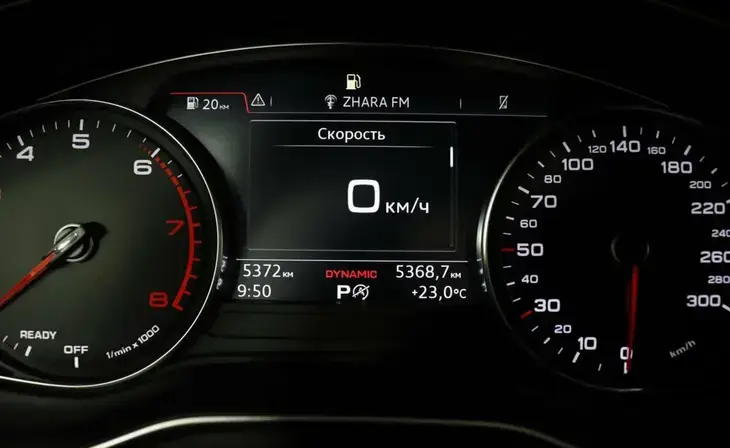 Audi A4 - Фото 10