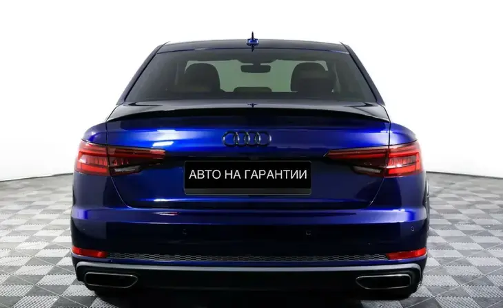 Audi A4 - Фото 1