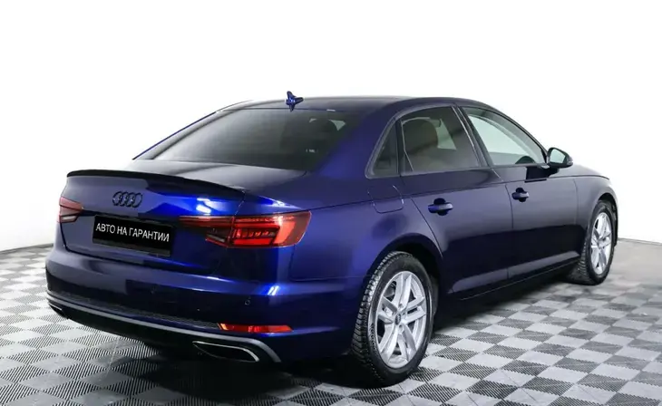 Audi A4 - Фото 2