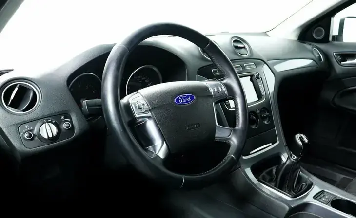 Ford Mondeo - Фото 9