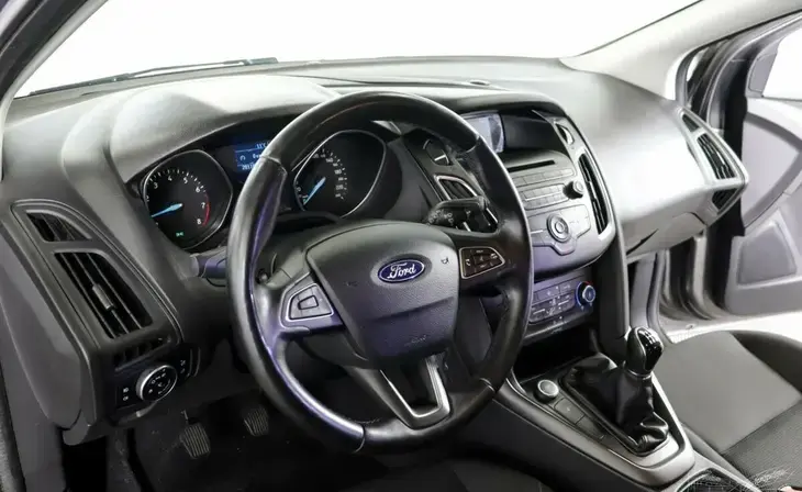 Ford Focus - Фото 9