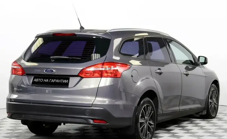 Ford Focus - Фото 4