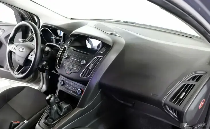 Ford Focus - Фото 7
