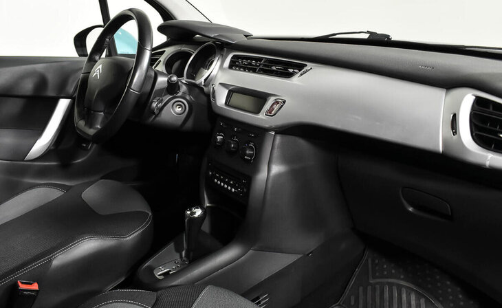 Citroen C3 - Фото 8