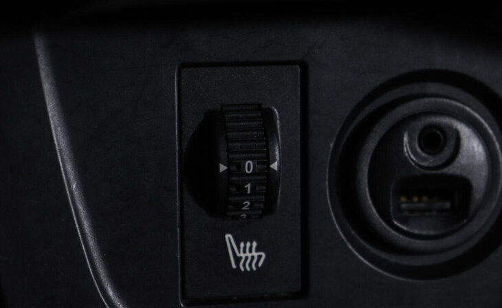 Citroen C4 - Фото 8