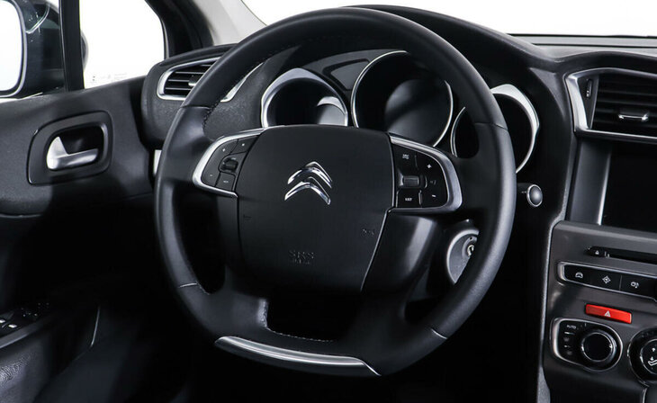 Citroen C4 - Фото 9