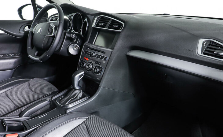 Citroen C4 - Фото 6