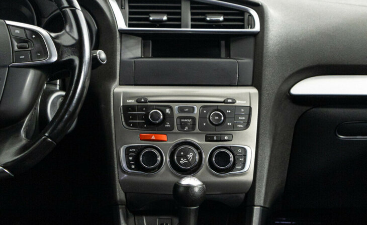 Citroen C4 - Фото 9