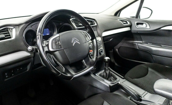 Citroen C4 - Фото 6