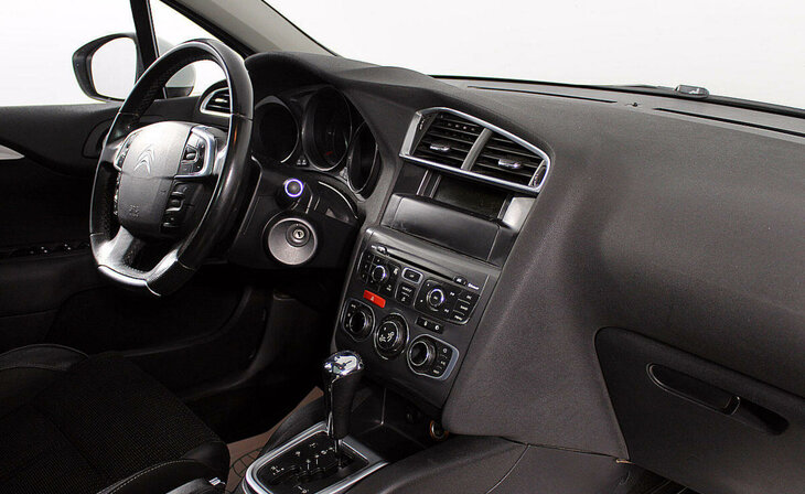 Citroen C4 - Фото 4