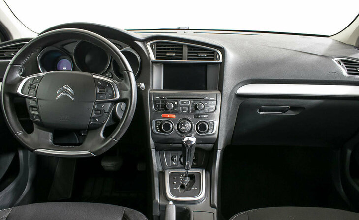 Citroen C4 - Фото 9