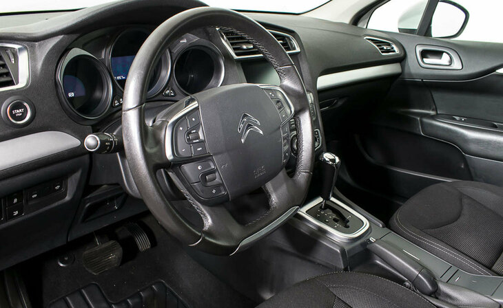 Citroen C4 - Фото 10