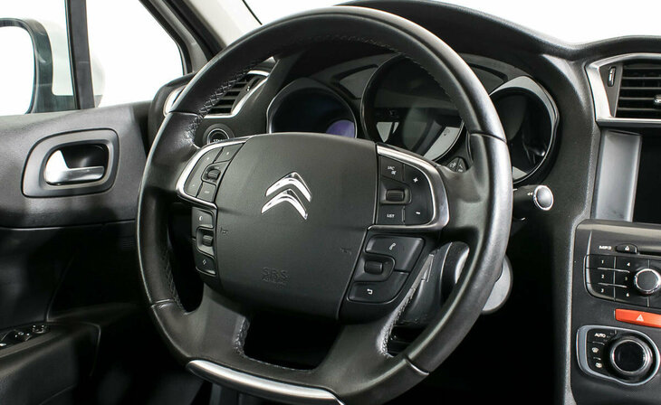 Citroen C4 - Фото 11