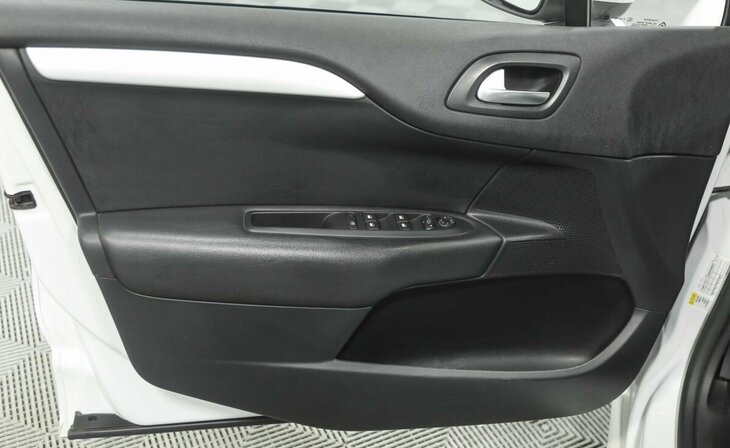 Citroen C4 - Фото 9