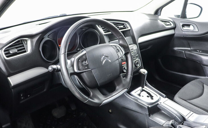 Citroen C4 - Фото 6