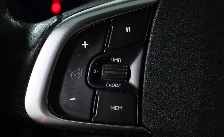 Citroen C4 - Фото 8