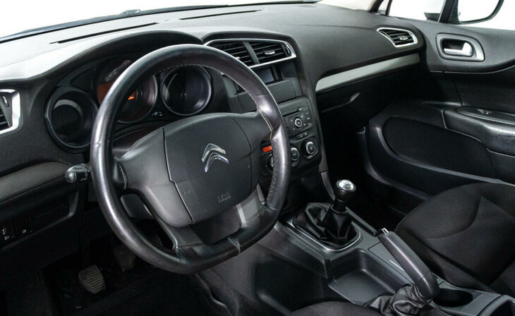Citroen C4 - Фото 6