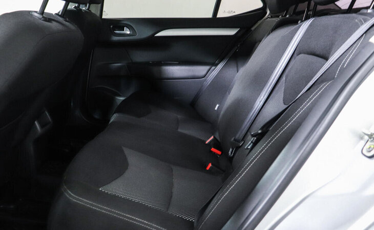 Citroen C4 - Фото 9