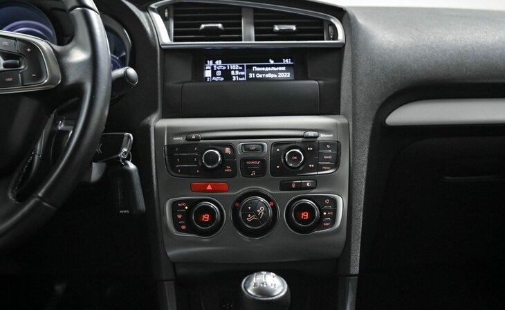 Citroen C4 - Фото 6