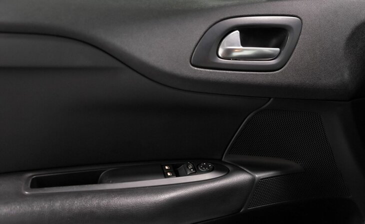 Citroen C4 - Фото 8