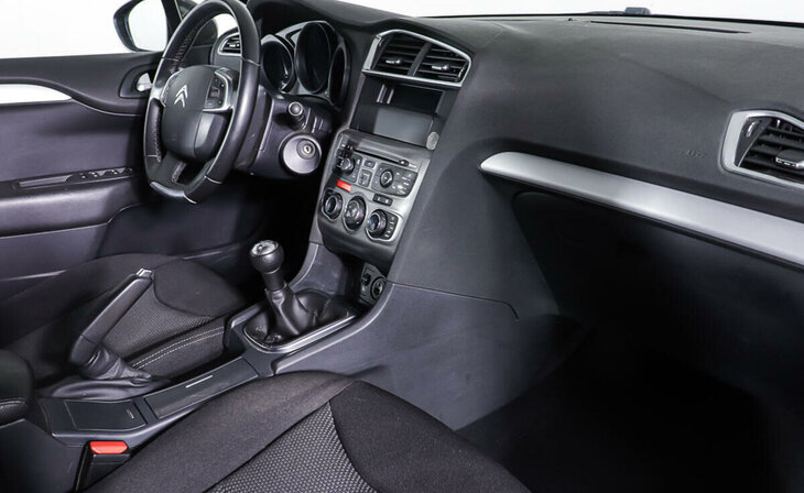 Citroen C4 - Фото 7