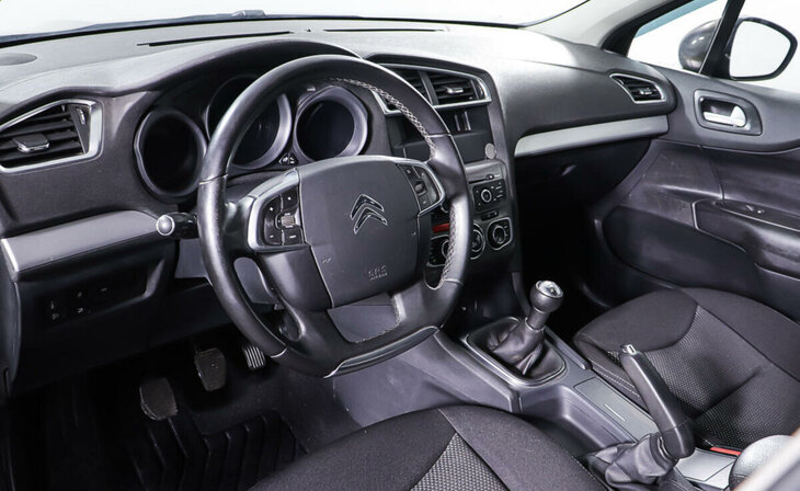 Citroen C4 - Фото 8