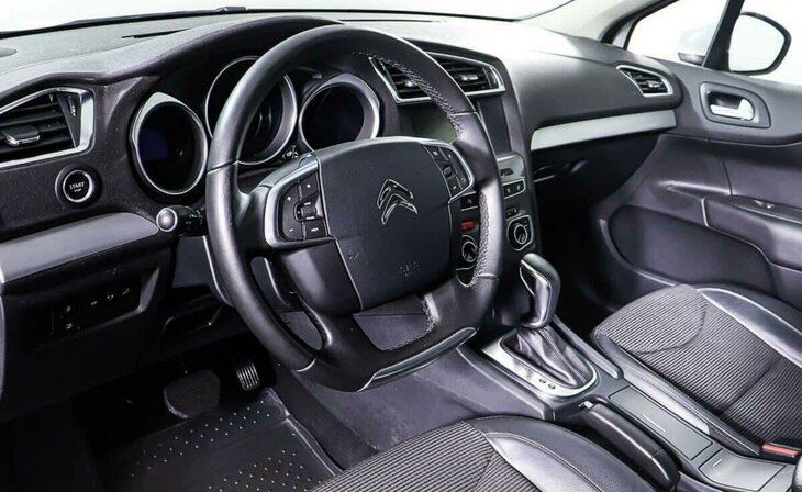 Citroen C4 - Фото 9