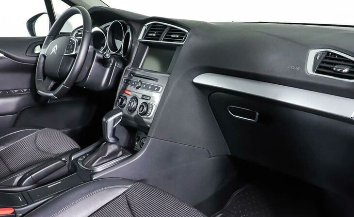 Citroen C4 - Фото 7