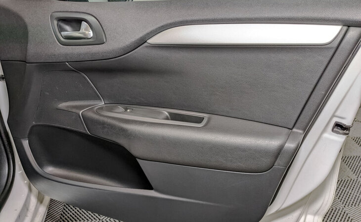 Citroen C4 - Фото 20