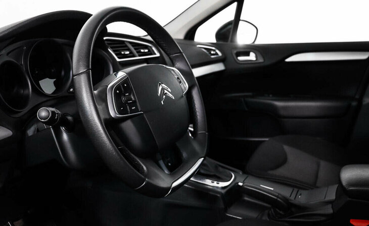 Citroen C4 - Фото 7