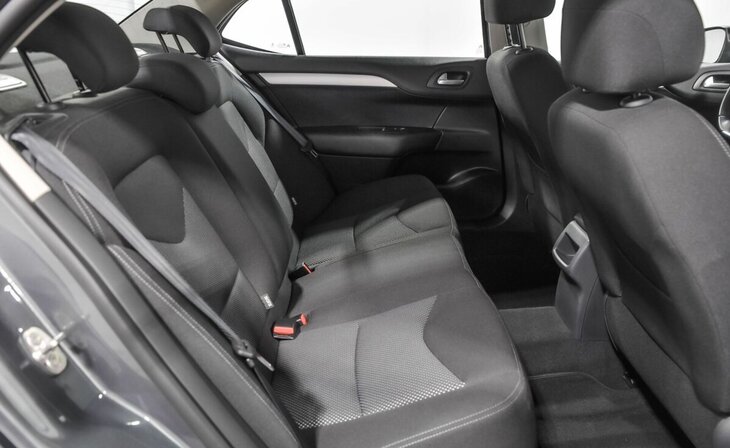 Citroen C4 - Фото 12