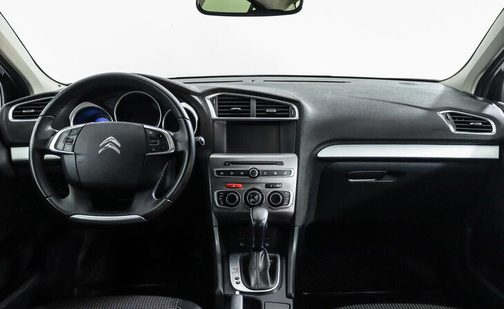 Citroen C4 - Фото 6