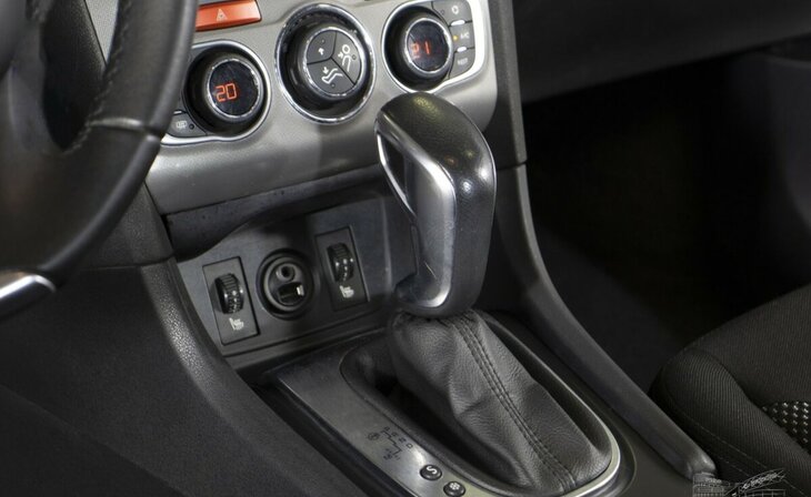 Citroen C4 - Фото 12