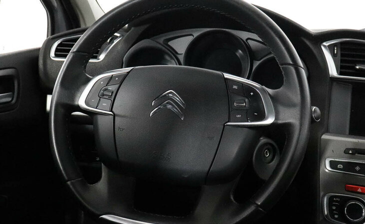 Citroen C4 - Фото 6