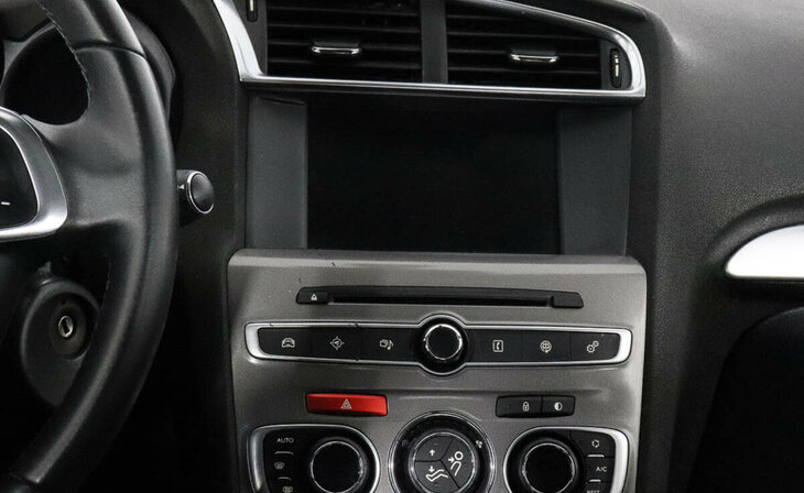 Citroen C4 - Фото 7