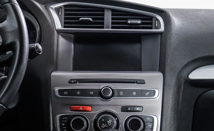 Citroen C4 - Фото 7