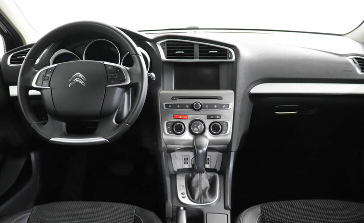 Citroen C4 - Фото 8