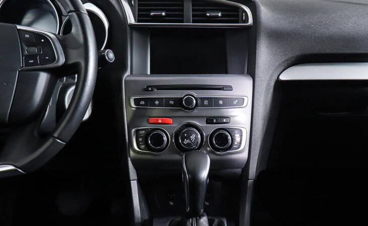 Citroen C4 - Фото 13