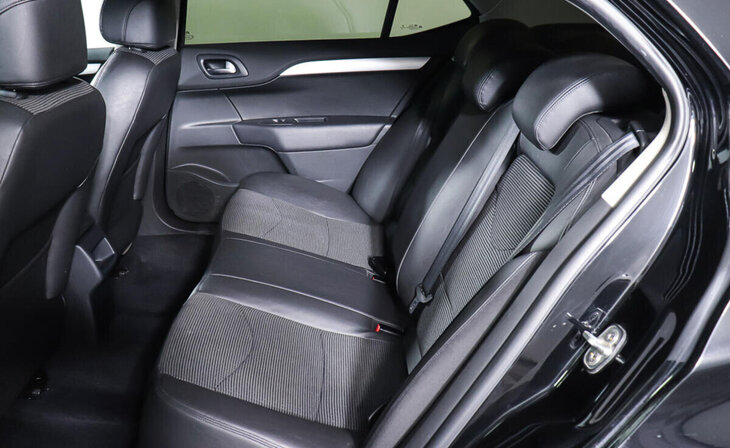 Citroen C4 - Фото 15
