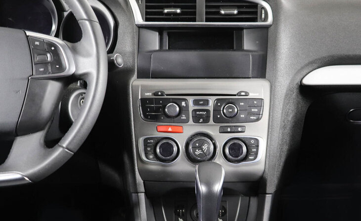 Citroen C4 - Фото 8