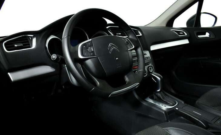 Citroen C4 - Фото 7