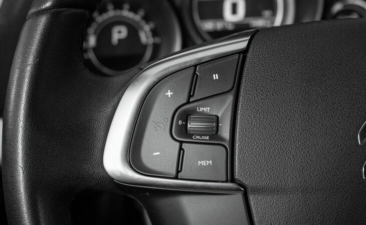 Citroen C4 - Фото 12