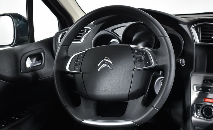 Citroen C4 - Фото 9