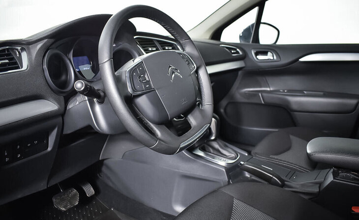 Citroen C4 - Фото 8