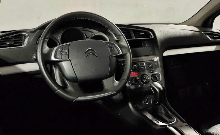 Citroen C4 - Фото 9